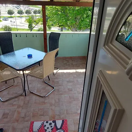 Ema & Sea Apartment's With Free Private Parking Pula