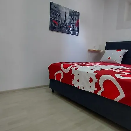 Ema & Sea Apartment's With Free Private Parking Apartment *
