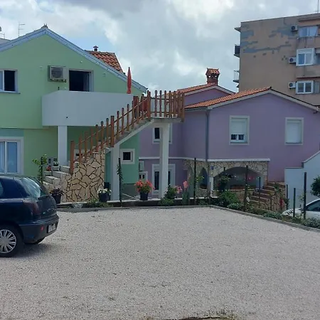 Apartment Ema & Sea Apartment's With Free Private Parking Pula