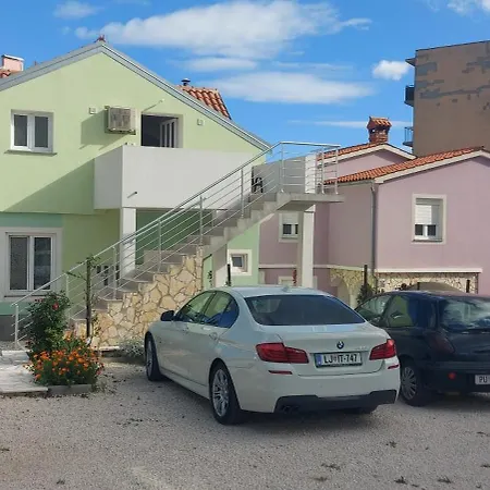 Apartment Ema & Sea Apartment's With Free Private Parking