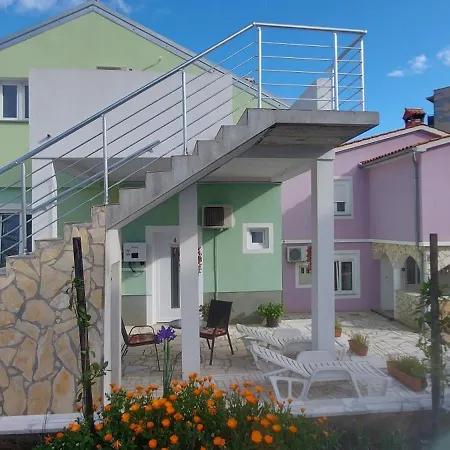 Apartment Ema & Sea Apartment's With Free Private Parking Pula