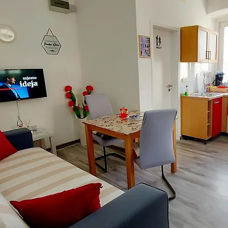 Apartman Ema & Sea Apartment's *