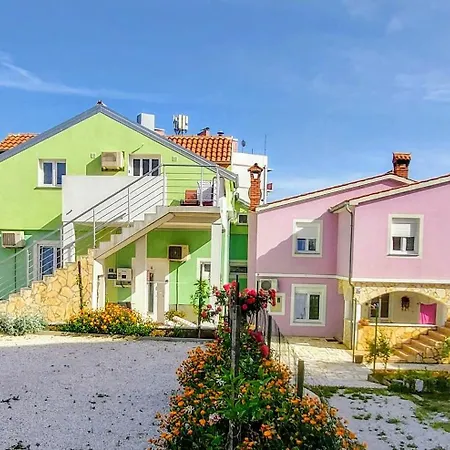 Ema & Sea Apartment's Διαμέρισμα *