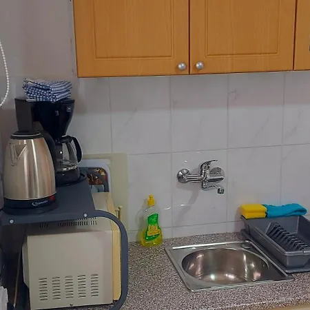 Ema & Sea Apartment's פולה