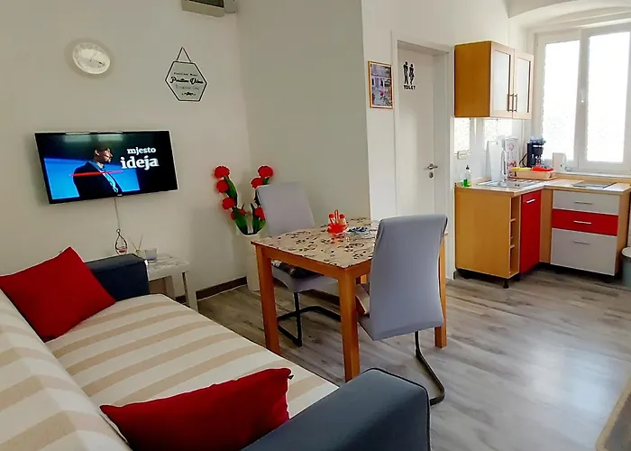 Διαμέρισμα Ema & Sea Apartment's *