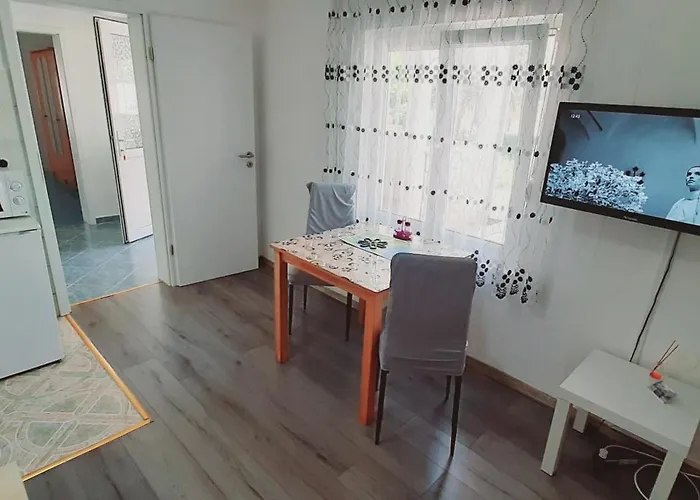 Διαμέρισμα Ema & Sea Apartment's *
