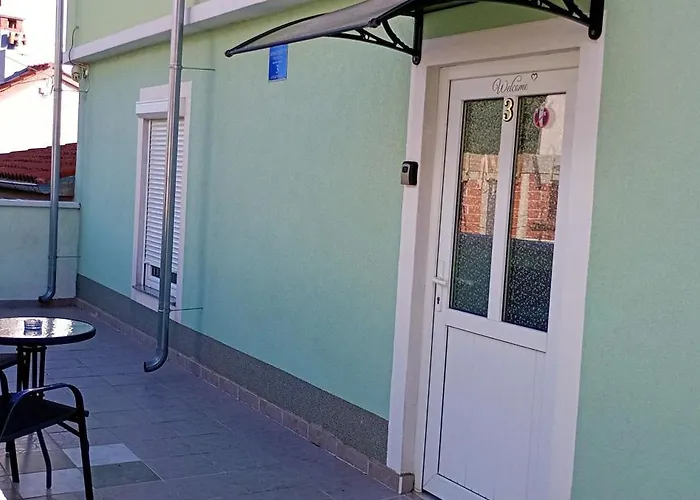 Διαμέρισμα Ema & Sea Apartment's Πούλα