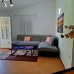 Ema & Sea Apartment's Appartamento