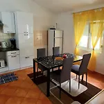 Appartement Ema & Sea Apartment's Pula