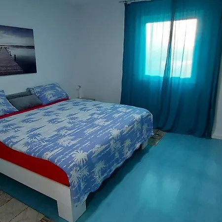 Ema & Sea Apartment's With Free Private Parking