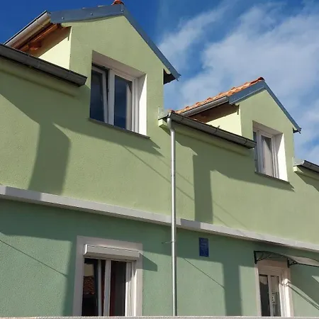 Ema & Sea Apartment's With Free Private Parking * Pula