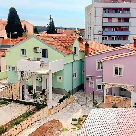 Διαμέρισμα Ema & Sea Apartment's